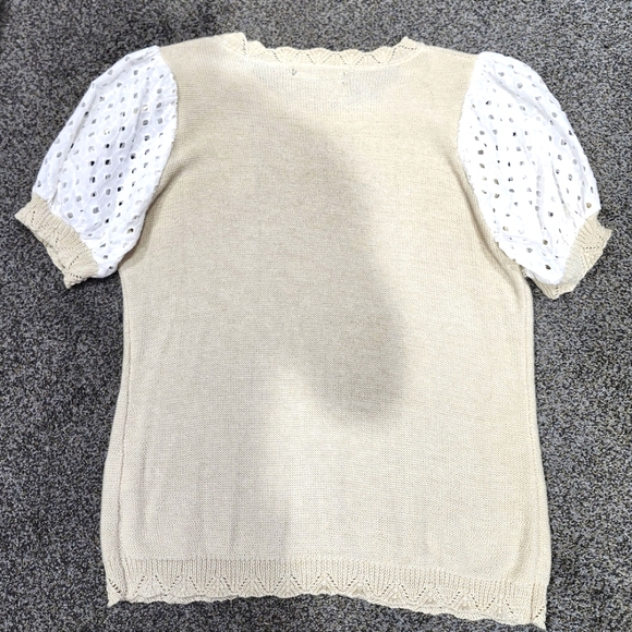 Joseph A. White and Tan Short Sleeve Knit Sweater.. Size M - Picture 2 of 3